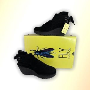 Fly London Womens suede Ankle Boots Black Suede